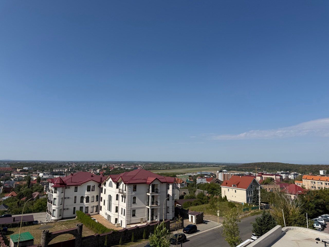Купити 2-кімнатну квартиру GH 5.15 у GRAND HILLS, Ужгород вид з вікна