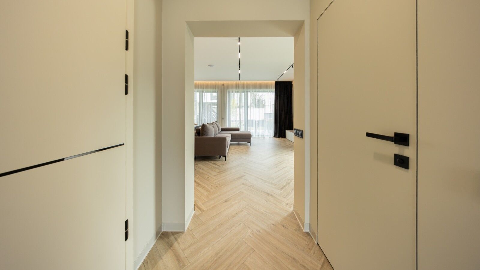 Buy a townhouse with renovation SW 48 — TX SHERWOOD, Uzhhorod photo 17