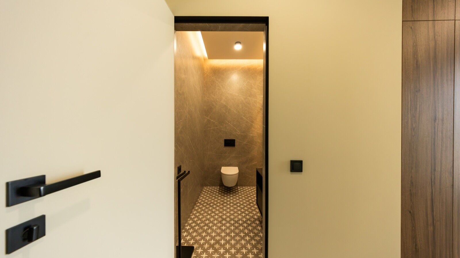 Buy a townhouse with renovation SW 48 — TX SHERWOOD, Uzhhorod photo 9