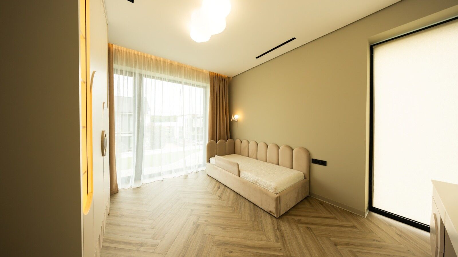 Buy a townhouse with renovation SW 48 — TX SHERWOOD, Uzhhorod photo 49