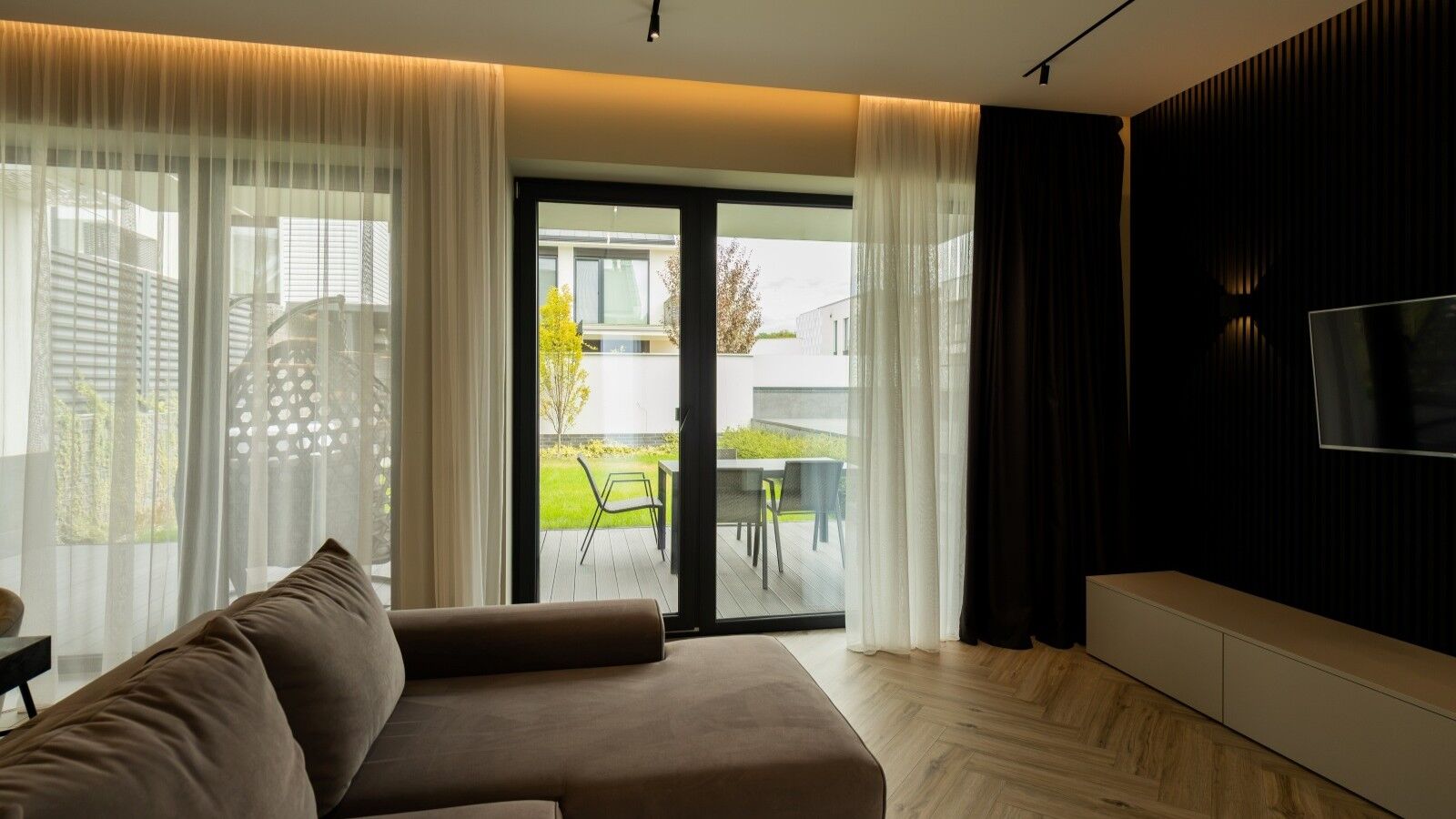 Buy a townhouse with renovation SW 48 — TX SHERWOOD, Uzhhorod photo 58